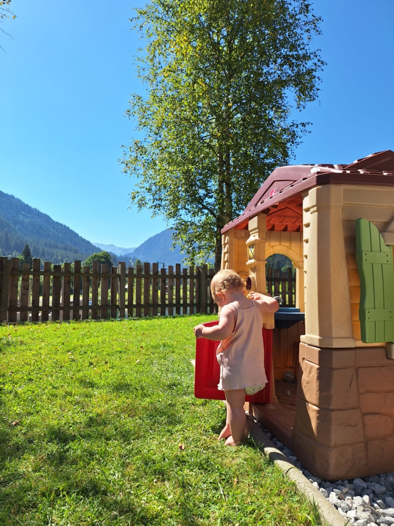 🌄 Hinterrohrgut - idyllische Appartements in Flachau 🏞️